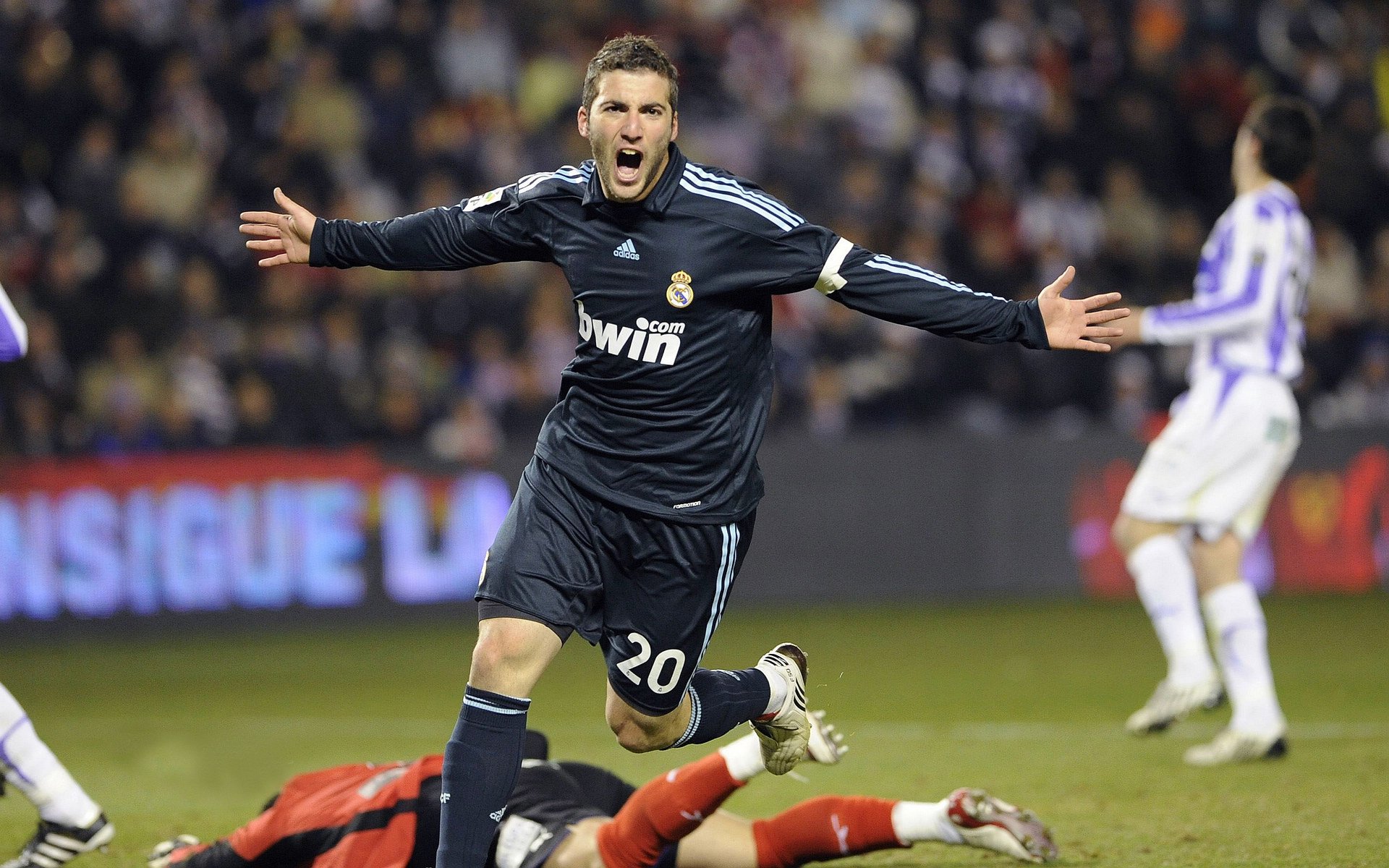 Kaiyun(中国)开云-上万跑者竞速湖北孝感领略“孝爱之城”甜蜜引力