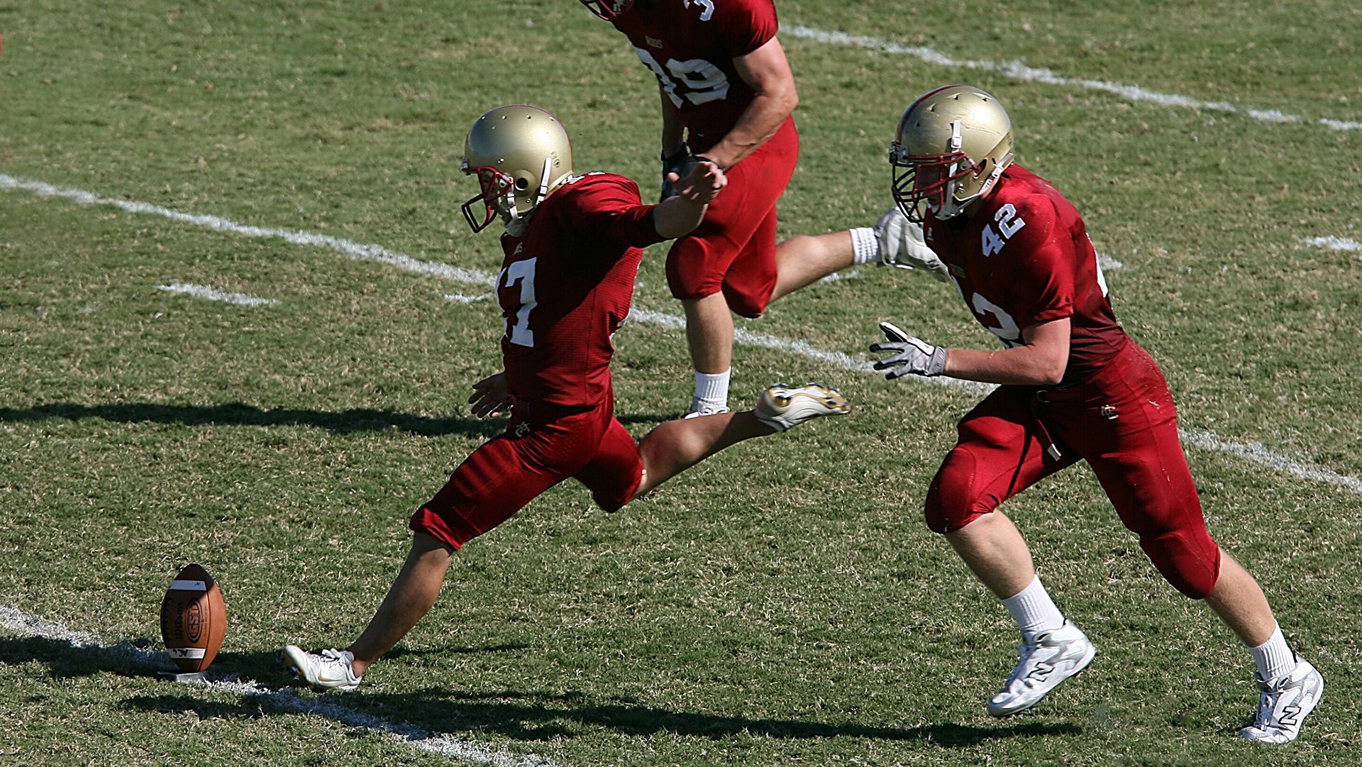 中国高尔夫青训成果逐渐显现多名新星冒头，中国青少年高尔夫球精英赛